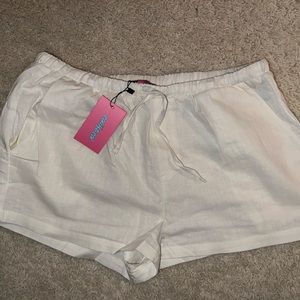 Ediked White/Cream Linen Shorts